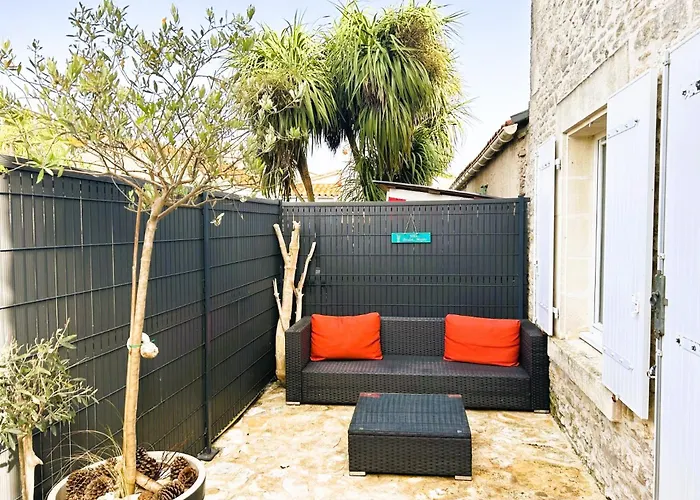 Maison Typique Oleronaise Au Coeur De L\'Ile D\'Oleron